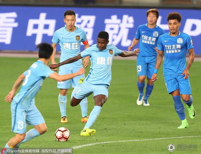 海莉否认插足比伯恋情：当时他已单身一段时间 2020-11-18 自3年前贾斯汀·比伯宣布和复合不到两个月的海莉·鲍德温宣布订婚开始，关于海莉借机上位取代赛琳娜·戈麦斯的传闻从未平息过。